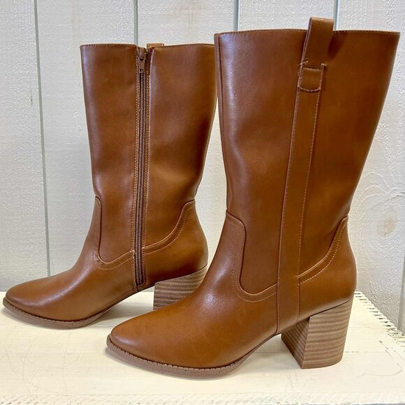 Dolce Vita NWT Tezza Block Heel Boots in Tan Faux Leather - Size 9 - Picture 2 of 4